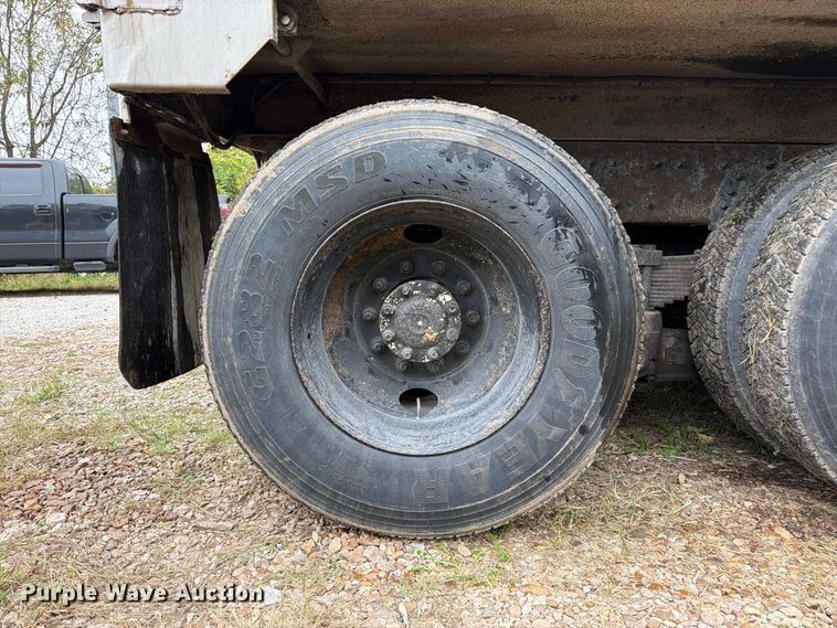 image for item DT3067 2012 International WorkStar 7400 dump truck