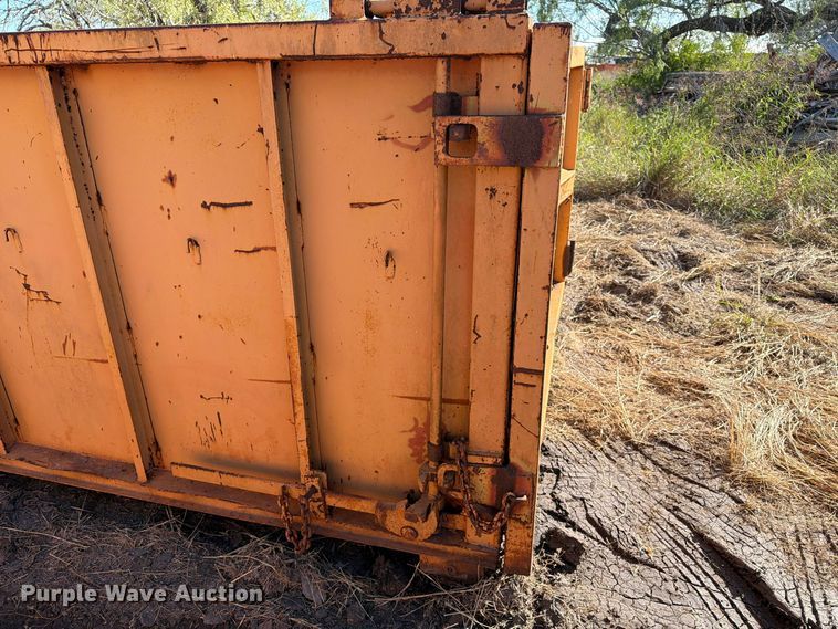 image for item DU1556 Roll-off container