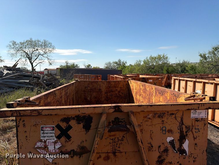 image for item DU1556 Roll-off container