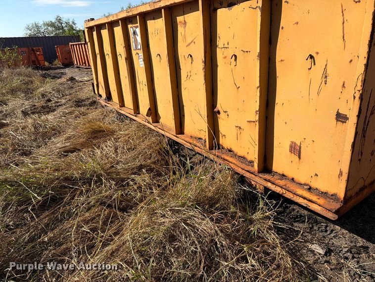 image for item DU1556 Roll-off container