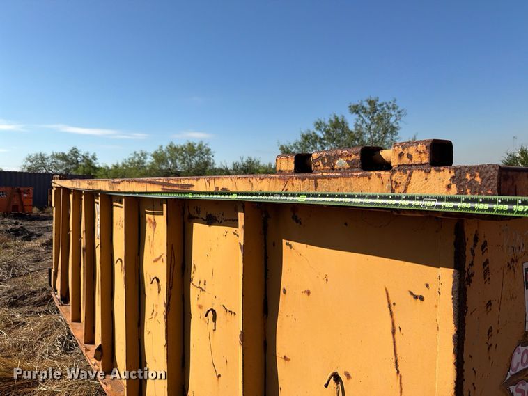 image for item DU1556 Roll-off container