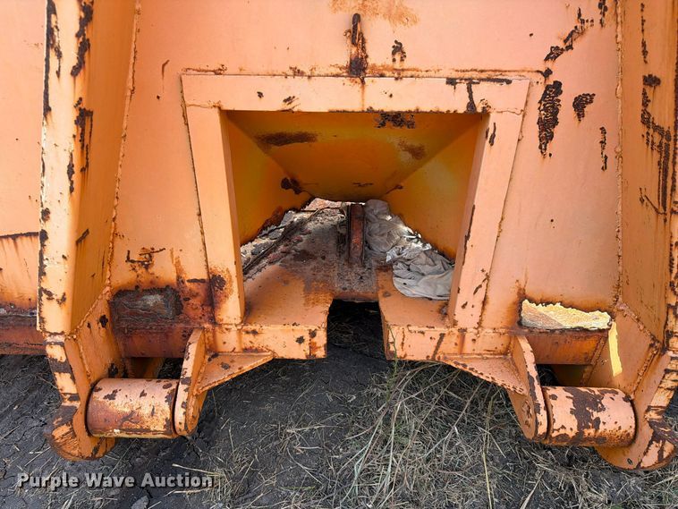 image for item DU1557 Roll-off container