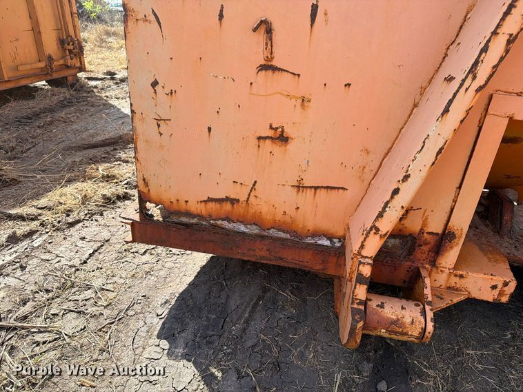 image for item DU1557 Roll-off container