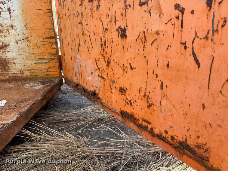 image for item DU1557 Roll-off container