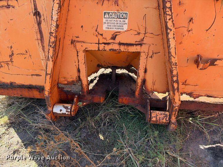 image for item DU1560 Roll-off container