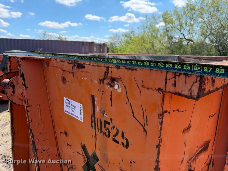 image for item DU1561 Roll-off container