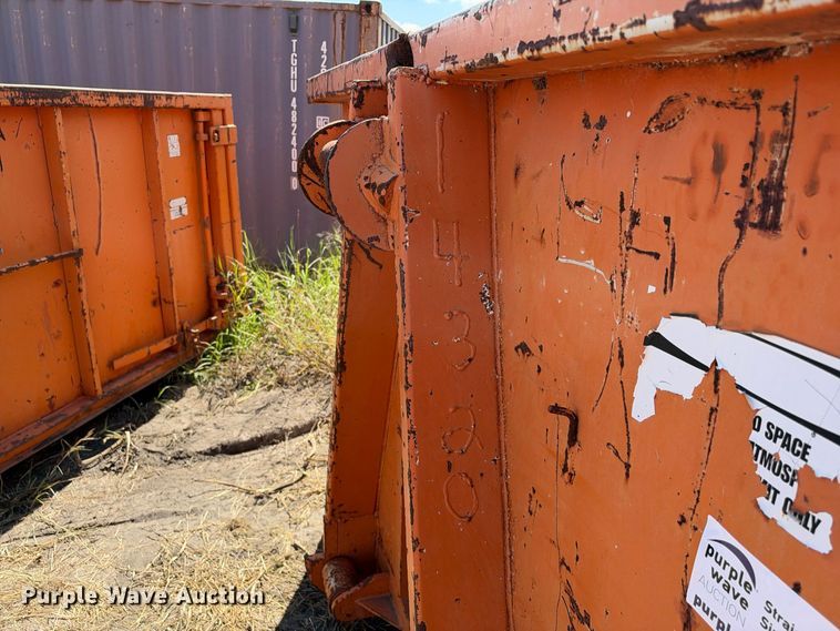image for item DU1562 Roll-off container