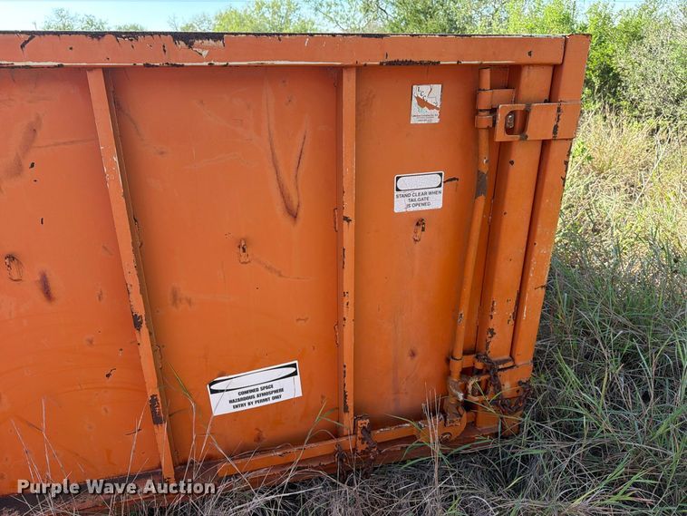 image for item DU1568 Roll-off container