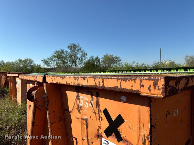 image for item DU1568 Roll-off container