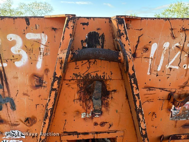 image for item DU1570 Roll-off container
