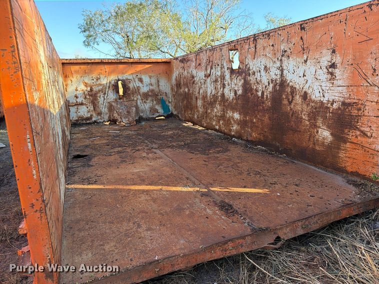 image for item DU1570 Roll-off container