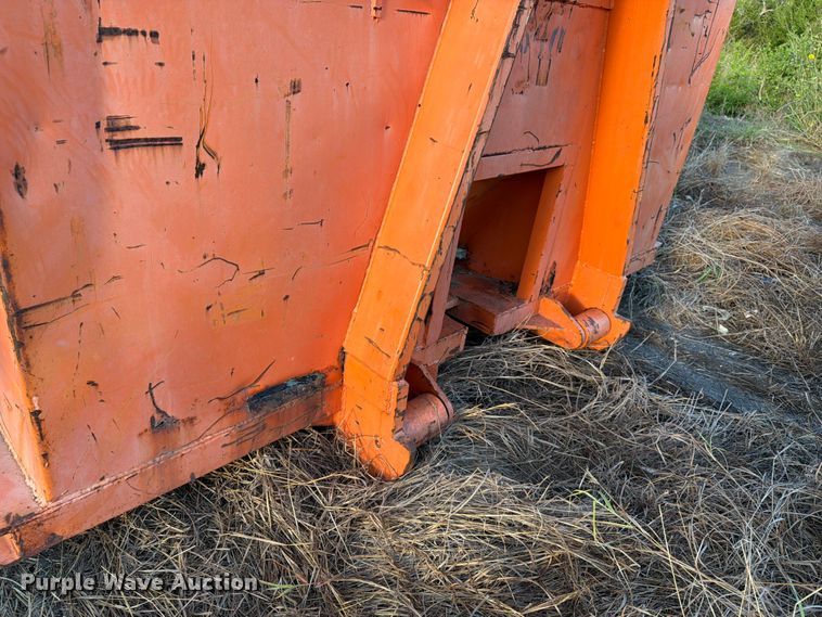 image for item DU1573 Roll-off container