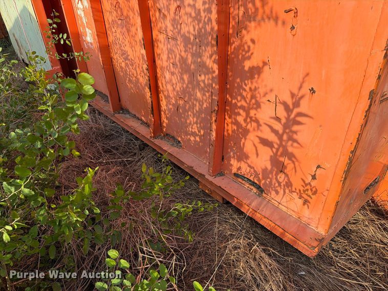 image for item DU1573 Roll-off container