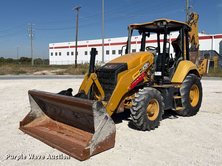 image for item DU1578 2022 Caterpillar 420 XE backhoe
