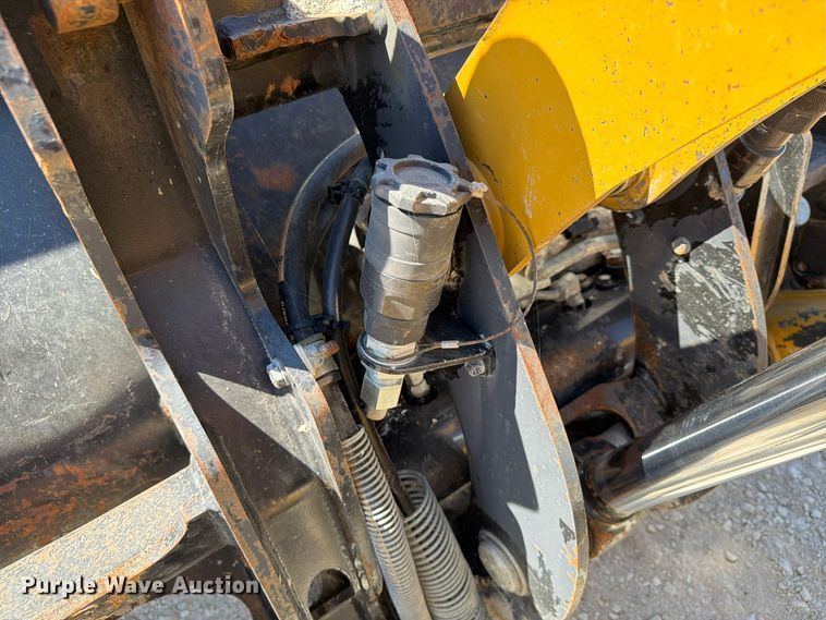 image for item DU1578 2022 Caterpillar 420 XE backhoe