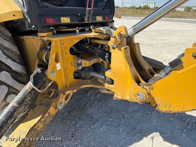 image for item DU1578 2022 Caterpillar 420 XE backhoe