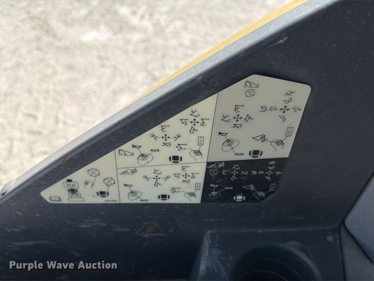 image for item DU1578 2022 Caterpillar 420 XE backhoe