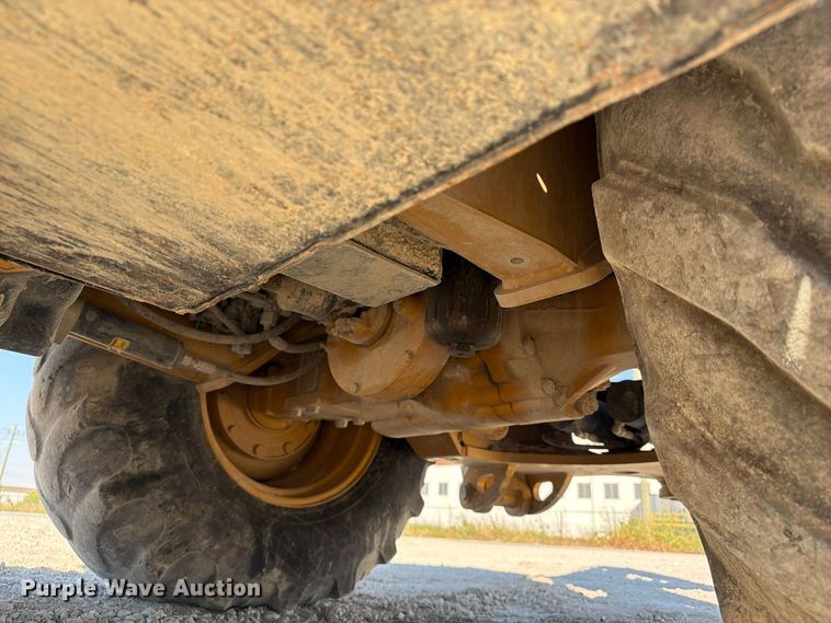 image for item DU1578 2022 Caterpillar 420 XE backhoe