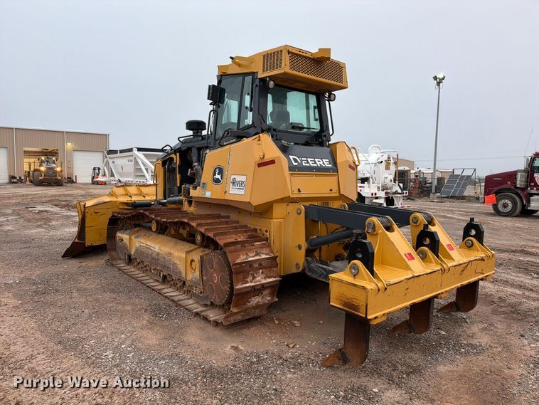 image for item DU1579 2017 John Deere 850K WLT dozer
