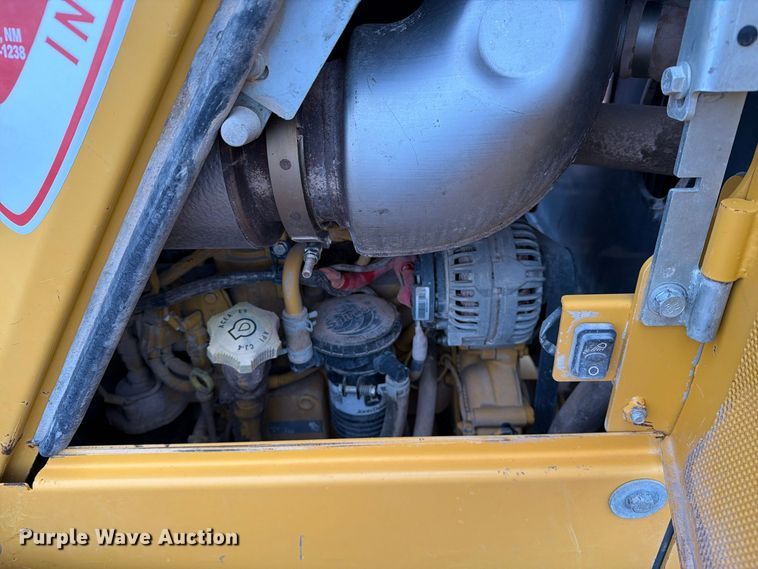image for item DU1579 2017 John Deere 850K WLT dozer