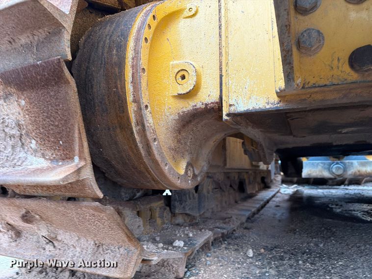 image for item DU1579 2017 John Deere 850K WLT dozer