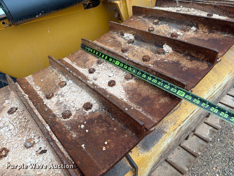 image for item DU1579 2017 John Deere 850K WLT dozer