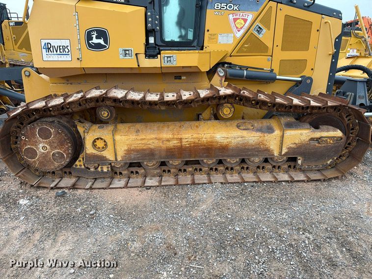 image for item DU1579 2017 John Deere 850K WLT dozer