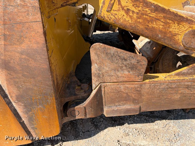 image for item DU1580 2017 Caterpillar D8T dozer