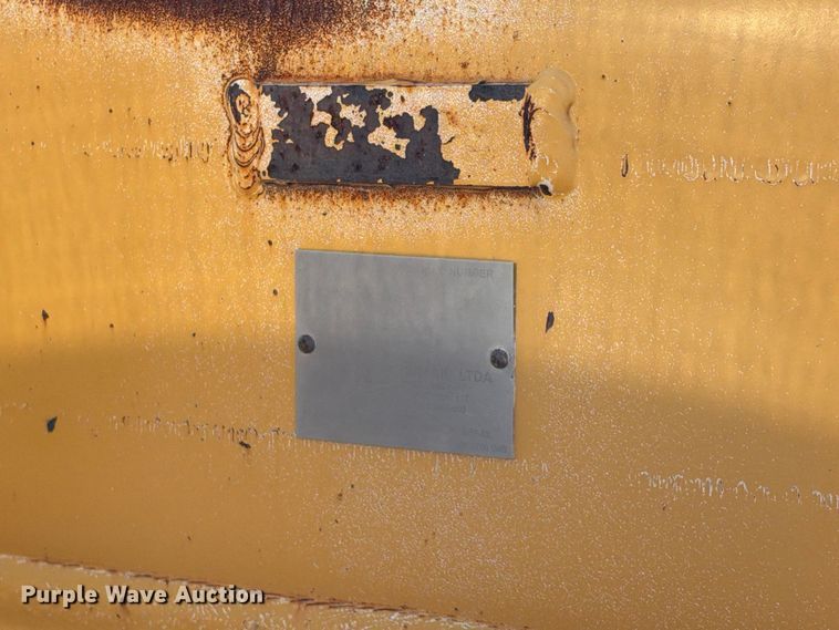 image for item DU1580 2017 Caterpillar D8T dozer