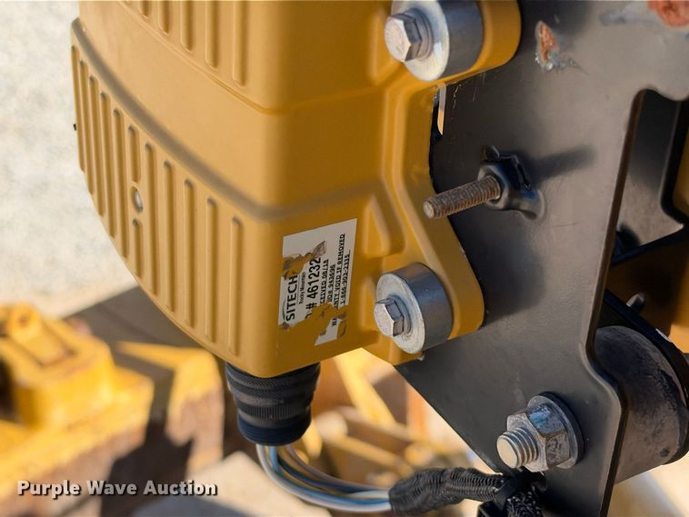image for item DU1580 2017 Caterpillar D8T dozer