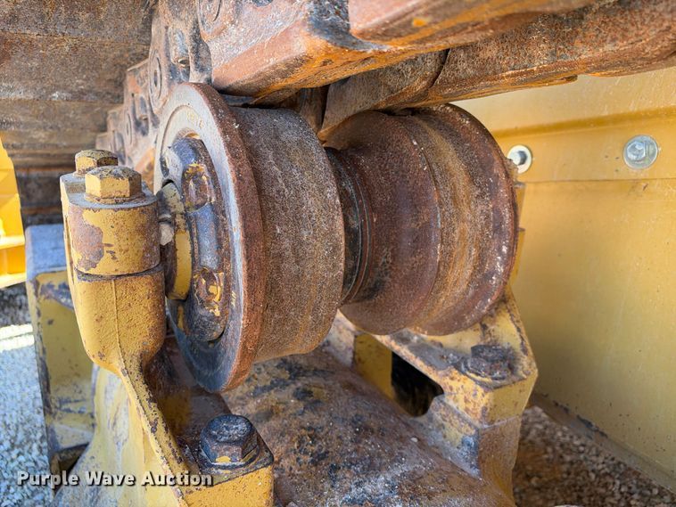 image for item DU1580 2017 Caterpillar D8T dozer