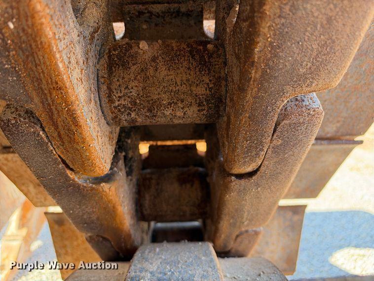 image for item DU1580 2017 Caterpillar D8T dozer