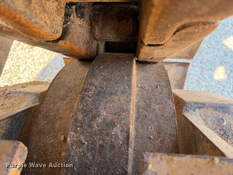 image for item DU1580 2017 Caterpillar D8T dozer