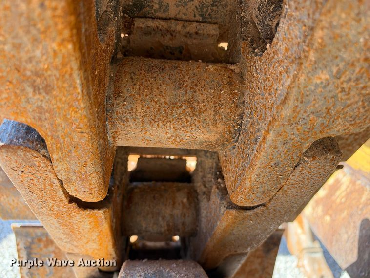 image for item DU1580 2017 Caterpillar D8T dozer