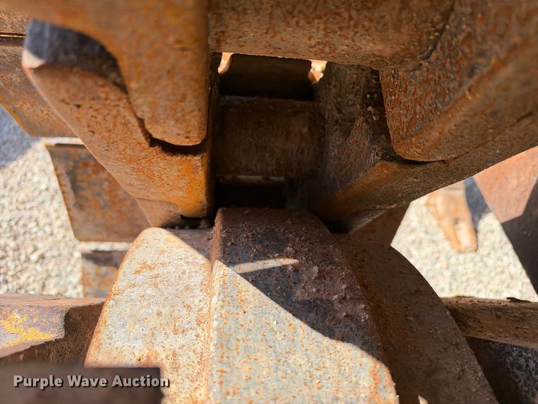 image for item DU1580 2017 Caterpillar D8T dozer