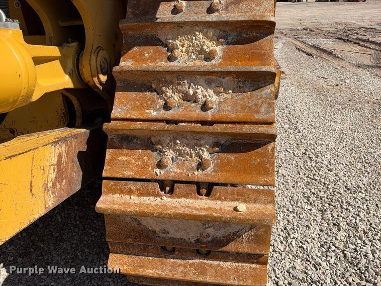 image for item DU1580 2017 Caterpillar D8T dozer
