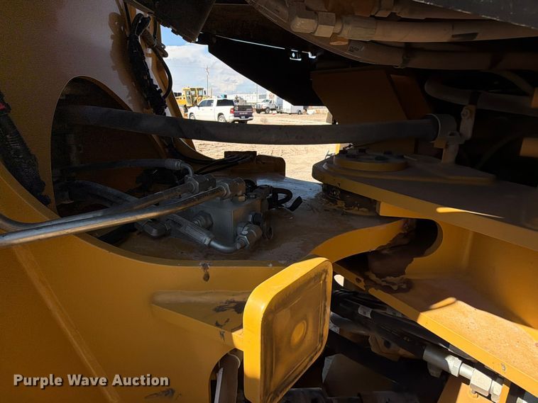 image for item DU1581 2014 Caterpillar 924K wheel loader
