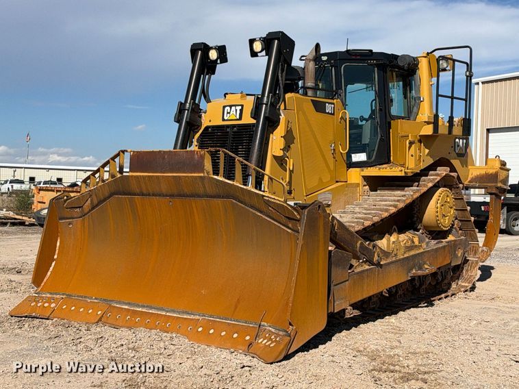 image for item DU1582 2015 Caterpillar D8T dozer