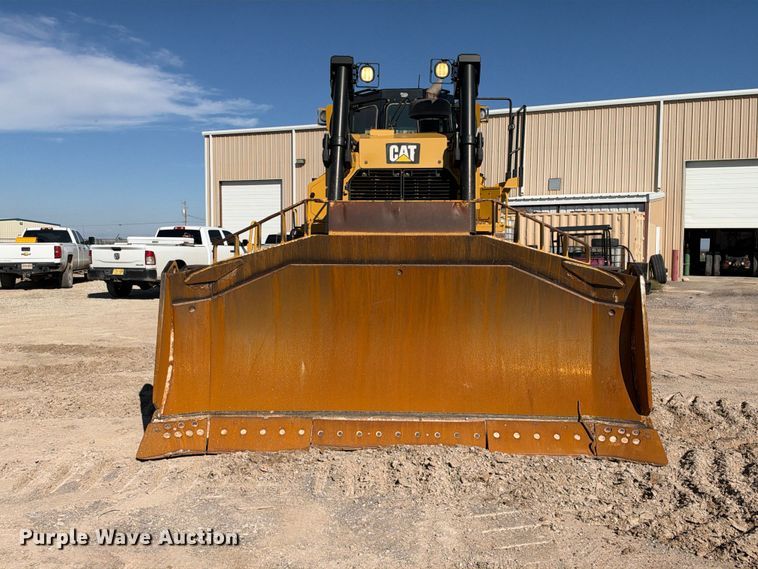 image for item DU1582 2015 Caterpillar D8T dozer