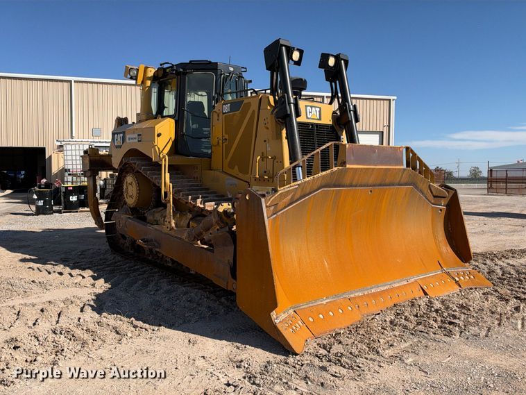 image for item DU1582 2015 Caterpillar D8T dozer