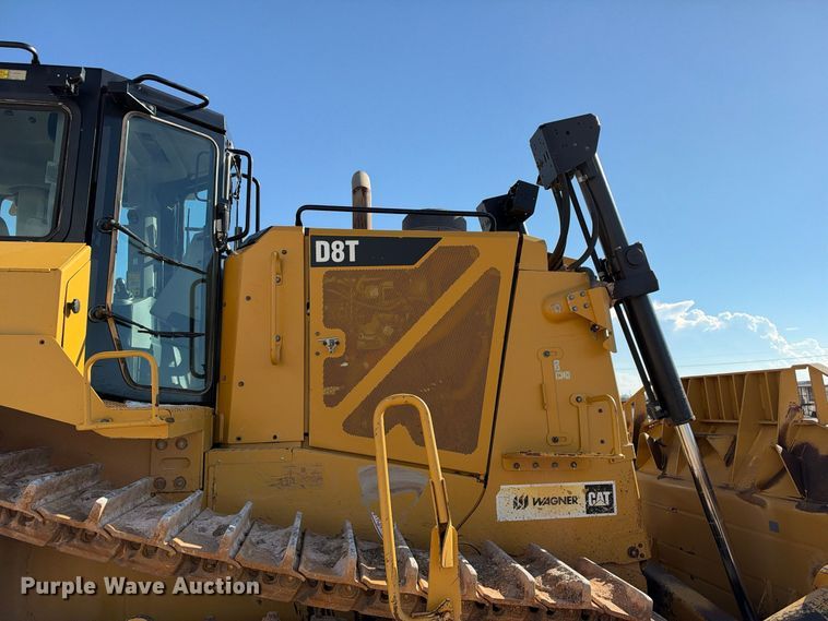 image for item DU1582 2015 Caterpillar D8T dozer