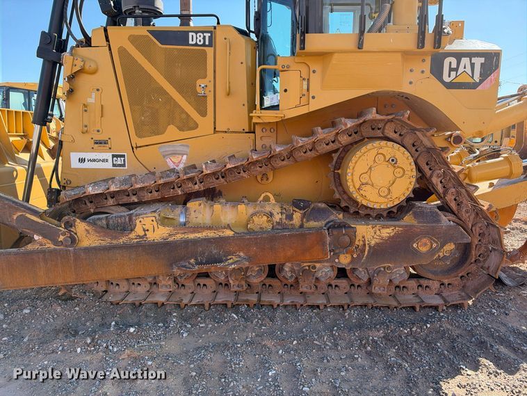 image for item DU1582 2015 Caterpillar D8T dozer