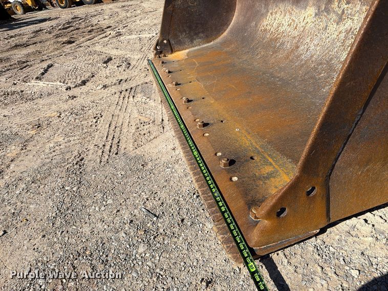 image for item DU1583 2004 Caterpillar 938G wheel loader