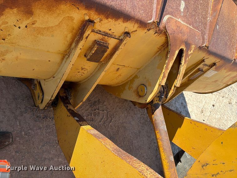 image for item DU1583 2004 Caterpillar 938G wheel loader