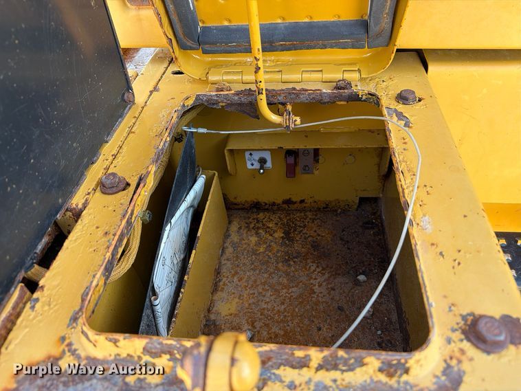 image for item DU1583 2004 Caterpillar 938G wheel loader