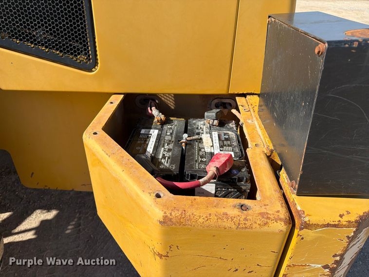 image for item DU1583 2004 Caterpillar 938G wheel loader