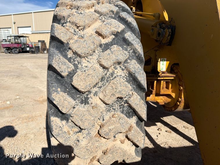 image for item DU1583 2004 Caterpillar 938G wheel loader