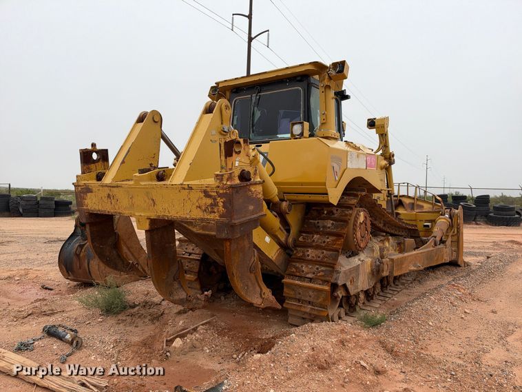 image for item DU1586 2008 Caterpillar D8T dozer