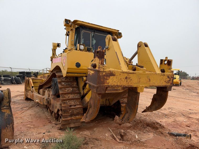 image for item DU1586 2008 Caterpillar D8T dozer