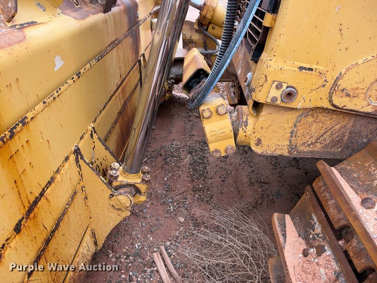 image for item DU1586 2008 Caterpillar D8T dozer